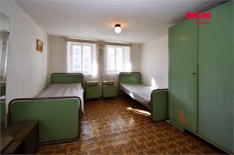 Prodej rodinného domu, 194 m² - 6