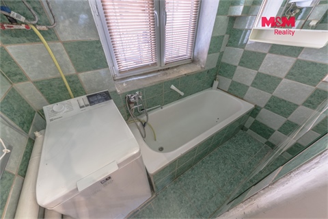 Prodej rodinného domu, 102 m² - 2