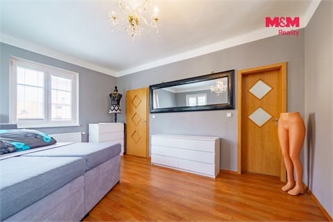 Prodej rodinného domu, 150 m² - 14