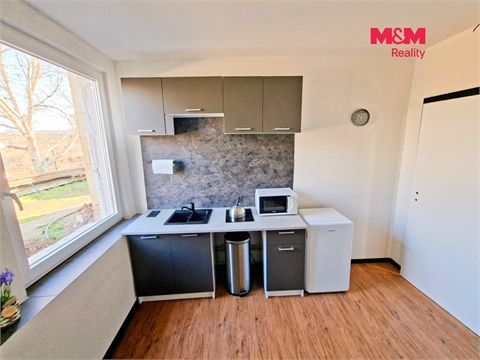 Pronájem výrobního objektu, 101 m² - 0