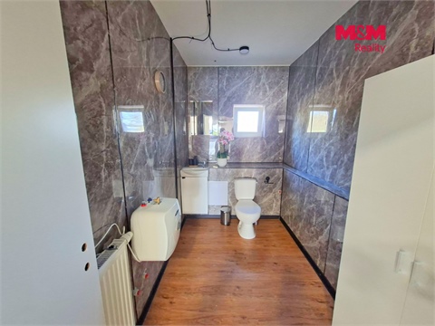 Pronájem výrobního objektu, 101 m² 2