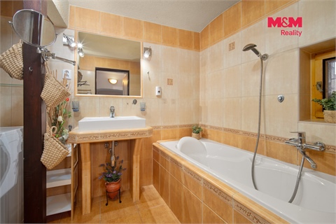 Prodej rodinného domu, 169 m² 6