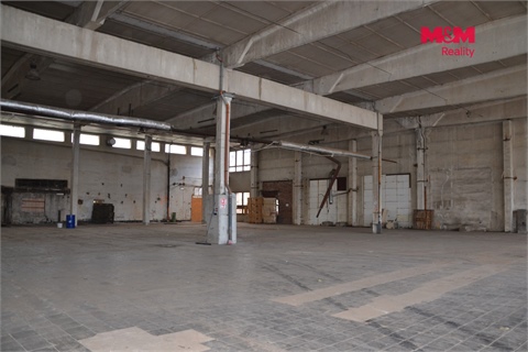 Pronájem skladu / haly, 4 000 m² - 16