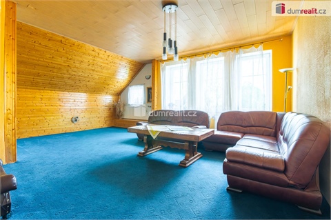 Prodej rodinného domu, 250 m² - 8