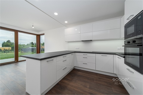 Pronájem rodinného domu, 171 m² 12