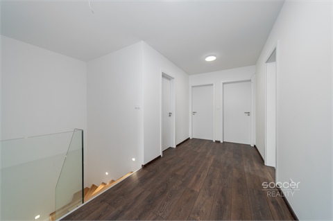 Pronájem rodinného domu, 171 m² 14