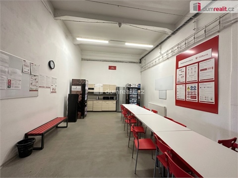 Pronájem skladu / haly, 3 000 m² - 4