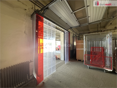 Pronájem skladu / haly, 3 000 m² - 2