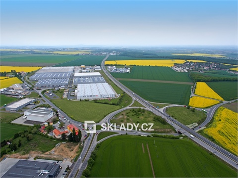 Pronájem skladu / haly, 2 342 m² - 2