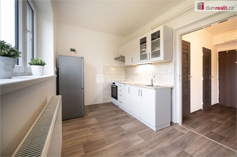 Prodej bytu 1+1, 42 m² 0