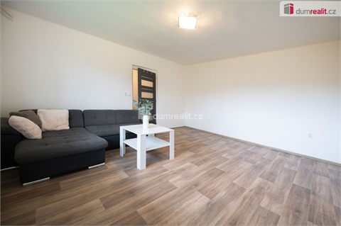Prodej bytu 1+1, 42 m² 12