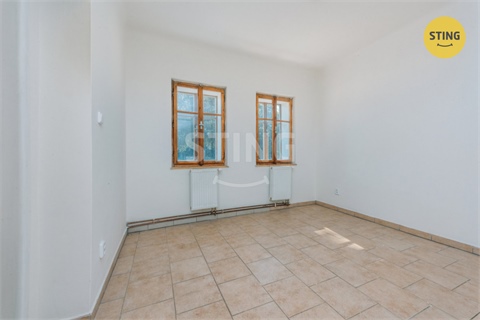 Prodej rodinného domu, 272 m² - 8