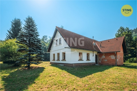 Prodej rodinného domu, 272 m² 0