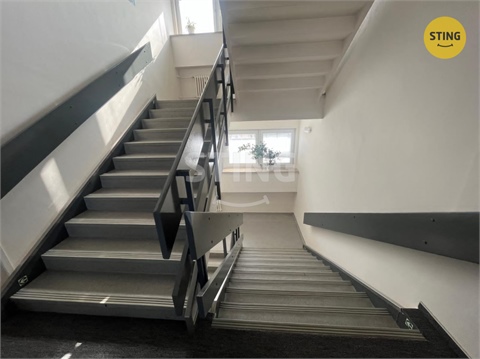 Pronájem kanceláře, 323 m² - 16