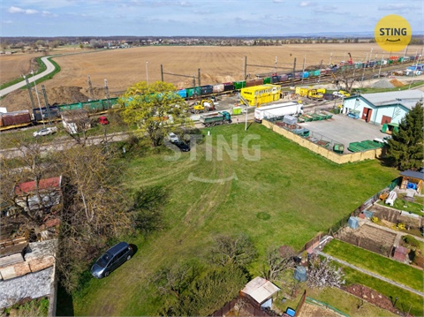 Prodej stavebního pozemku, 1 651 m² 2