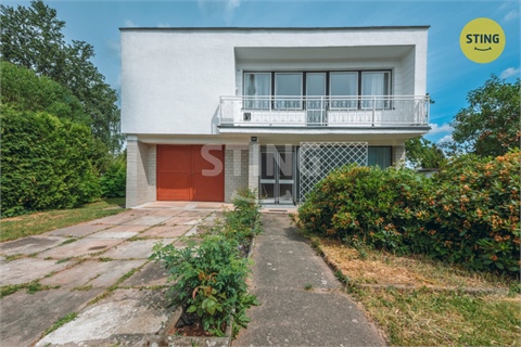 Prodej rodinného domu, 220 m² - 0