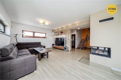 Prodej rodinného domu, 209 m² - 4