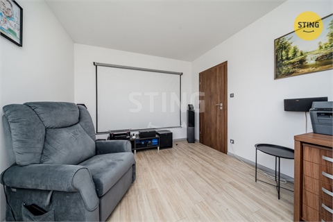 Prodej rodinného domu, 209 m² - 10