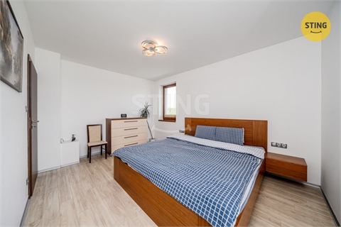 Prodej rodinného domu, 209 m² 10