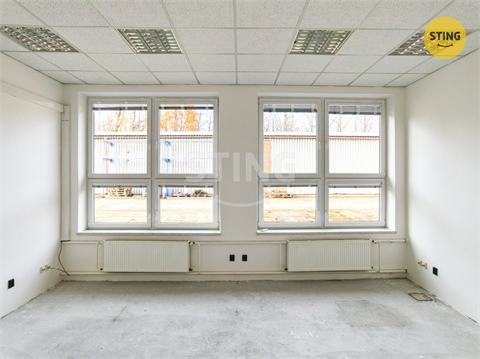 Pronájem skladu / haly, 600 m² - 10
