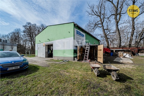 Prodej výrobního objektu, 196 m² 2