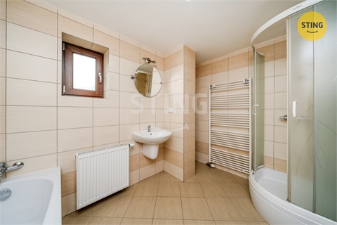 Prodej rodinného domu, 220 m² - 20