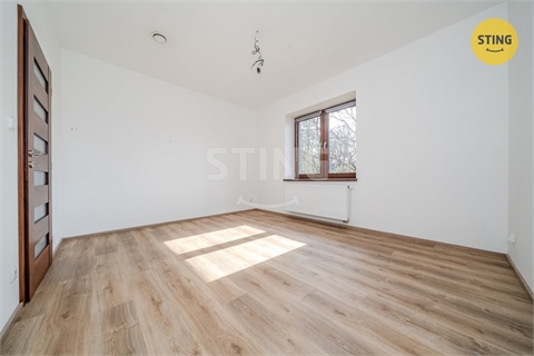 Prodej rodinného domu, 220 m² - 12