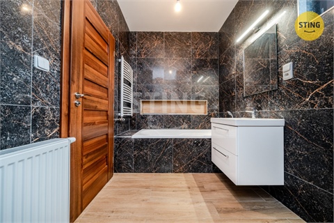 Prodej rodinného domu, 220 m² - 0