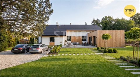 Prodej rodinného domu, 180 m² - 10