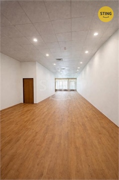 Pronájem obchodních prostor, 125 m² 0