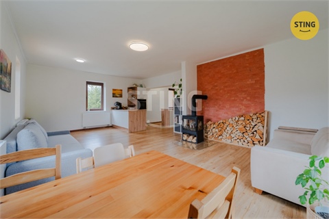 Prodej rodinného domu, 219 m² - 4