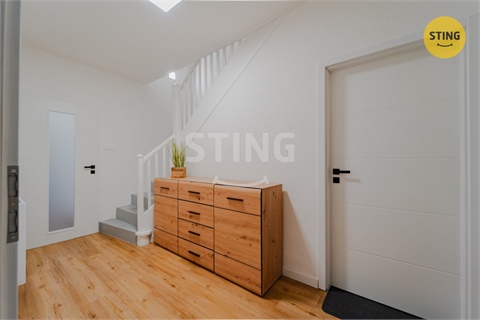 Prodej rodinného domu, 219 m² - 12