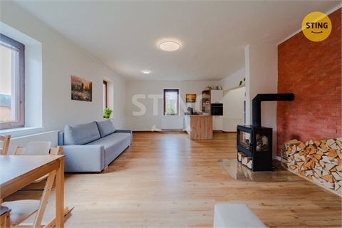 Prodej rodinného domu, 219 m² - 2