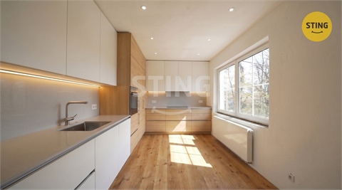 Prodej rodinného domu, 190 m² - 20