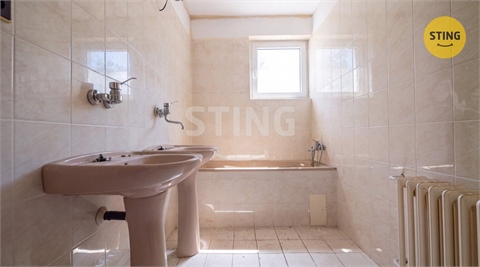 Prodej rodinného domu, 350 m² - 8