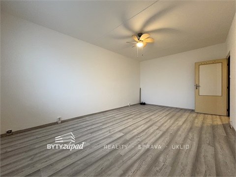 Pronájem bytu 3+1, 75 m² 2