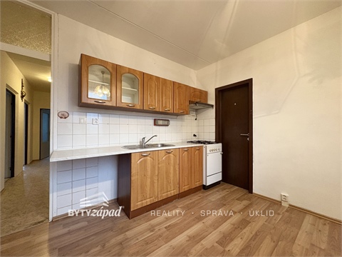 Pronájem bytu 3+1, 75 m² 0