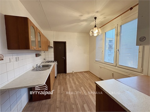 Pronájem bytu 3+1, 75 m² - 0