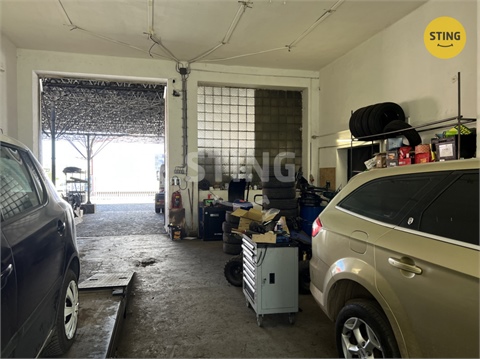 Pronájem komerčního objektu, 165 m² 2