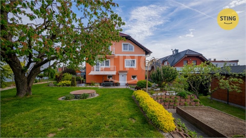 Prodej rodinného domu, 380 m² 14