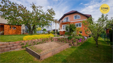 Prodej rodinného domu, 380 m² - 14