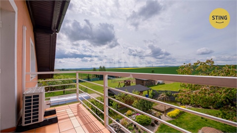 Prodej rodinného domu, 380 m² - 26