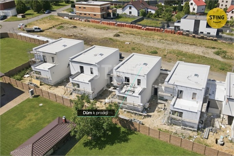 Prodej rodinného domu, 200 m² - 2