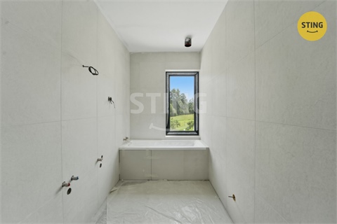Prodej rodinného domu, 200 m² - 18