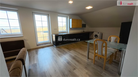 Prodej rodinného domu, 300 m² - 14