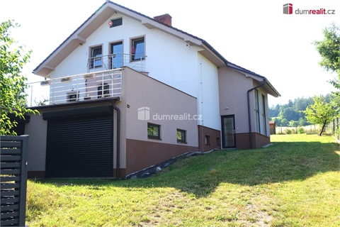 Prodej rodinného domu, 300 m² - 0