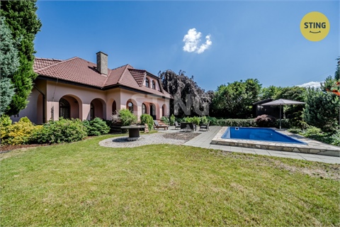 Prodej rodinného domu, 249 m² - 0
