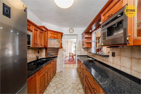 Prodej rodinného domu, 249 m² 14