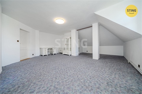 Prodej rodinného domu, 249 m² 26