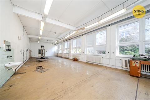 Pronájem komerčního objektu, 230 m² - 0